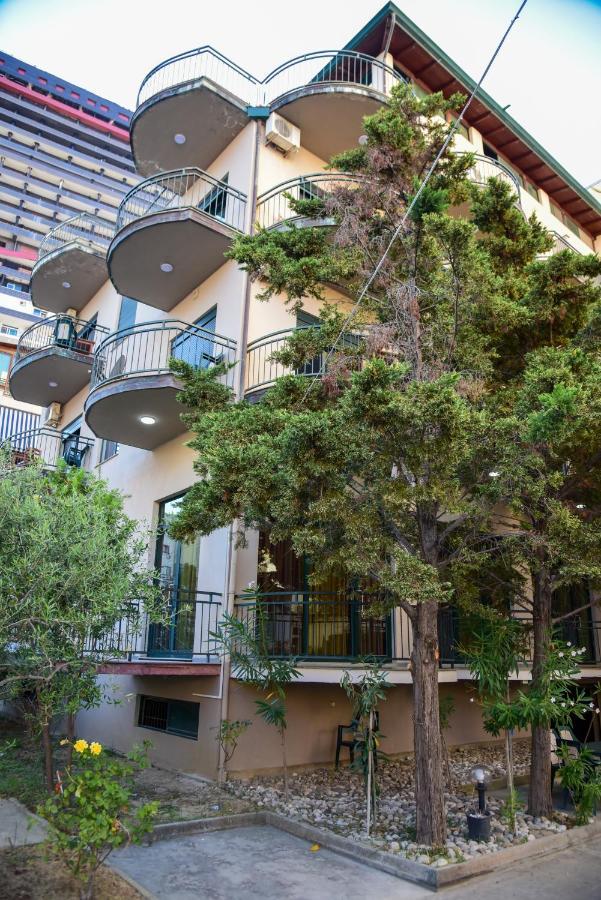 Koa Hotel Durrës Exterior foto